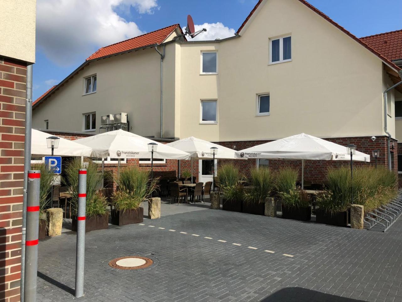Hotel Isenbütteler Hof Exterior foto